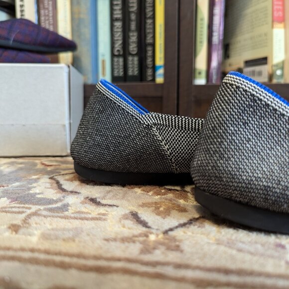 Rothys The Point in Grey Mist Capstone - Size 10.5 - Picture 16 of 16